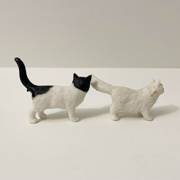 Vintage Cats and Dog Pencil Toppers Kittens Rubber Mini Animal Figures - Picture 4 of 16